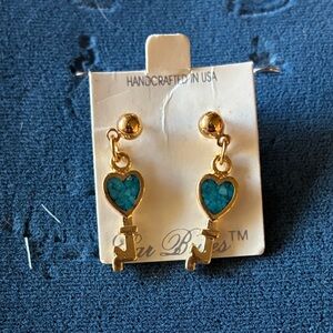 Gold-Tone Heart with key Drop Earrings with Teal Inlay-Vintage